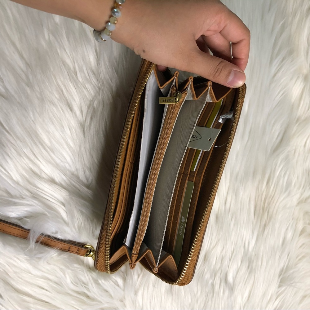 Fossil Logan Wallet - image 3